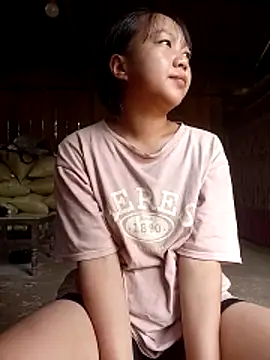 Quynhsumon online show from April 2026 04:13:02 AM