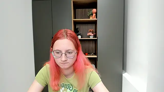 Snapshot of AdelaDelilla chatting on October 2025 11:53:02 AM AdelaDelilla online show from October 2025 11:53:02 AM