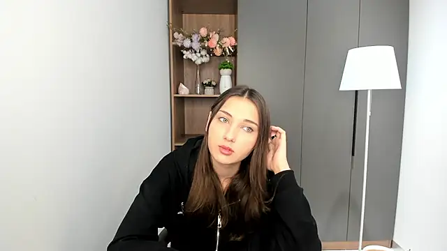 Snapshot of KateCahee chatting on October 2025 05:11:02 AM KateCahee online show from October 2025 05:11:02 AM