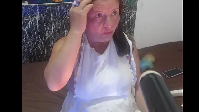 Snapshot of Debora_Cienfuegos25 chatting on November 2025 01:06:01 AM Debora Cienfuegos25 online show from November 2025 01:06:01 AM