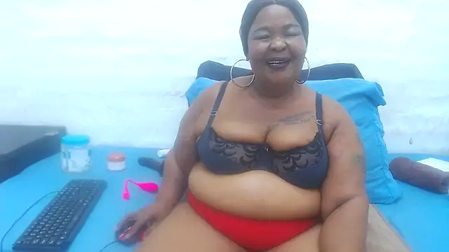 MatureMilfxxx online show from April 2026 04:37:01 PM