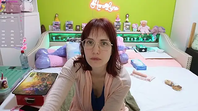  HeraLuna  online show from February 2026 10:17:02 PM