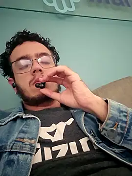 zomboy9800 online show from December 2025 05:31:01 PM