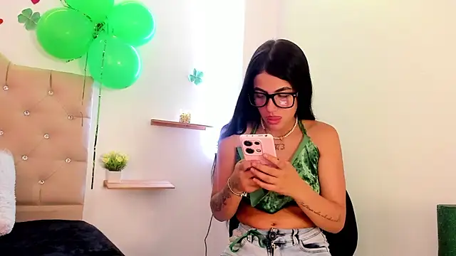 eimyy rouse online show from March 2026 08:45:01 PM