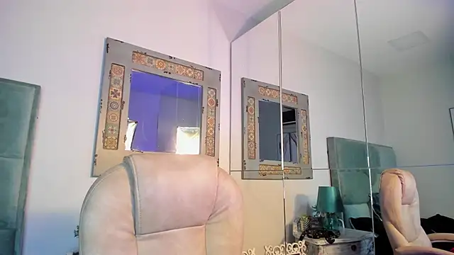 Snapshot of Mr_Strike chatting on December 2025 07:53:02 PM Mr Strike online show from December 2025 07:53:02 PM