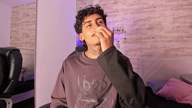 Mr Strike online show from February 2026 03:23:02 AM