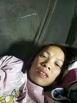 Snapshot of Karin-n chatting on October 2025 02:46:01 PM Karin-n online show from October 2025 02:46:01 PM
