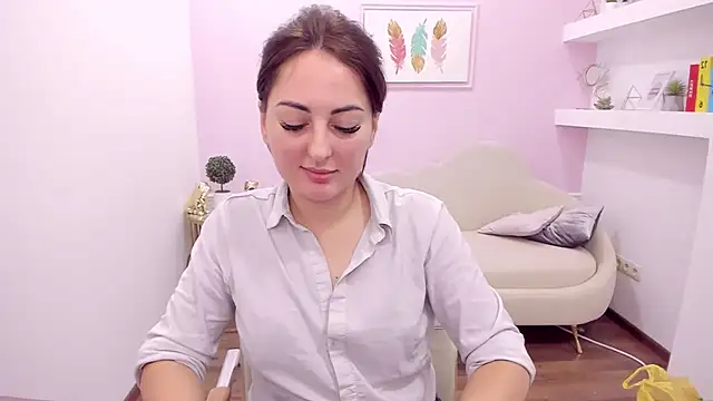 NoraSimons online show from October 2025 10:30:01 AM