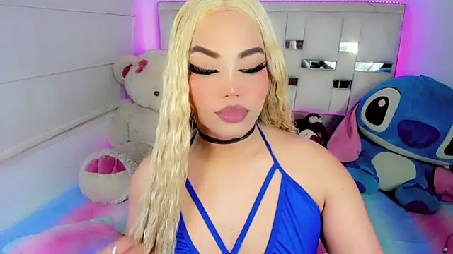 Alannys xHotx online show from May 2026 01:33:01 AM