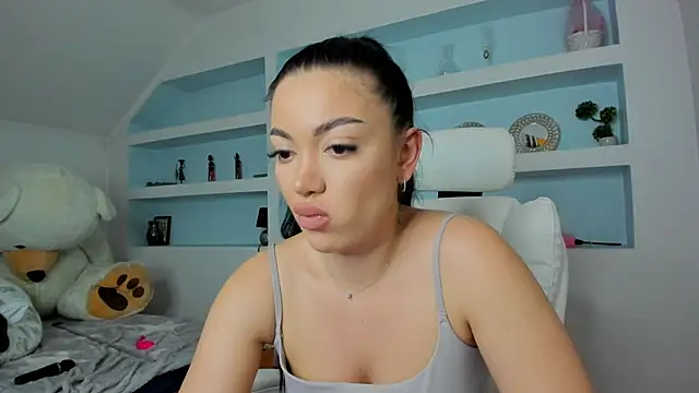 Snapshot of juliexxx chatting on April 2026 04:58:02 PM juliexxx online show from April 2026 04:58:02 PM