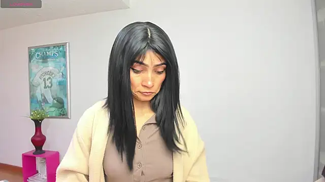 chloehanna online show from May 2026 01:06:02 PM