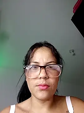 Snapshot of tattyHot95 chatting on October 2025 08:57:01 PM tattyHot95 online show from October 2025 08:57:01 PM