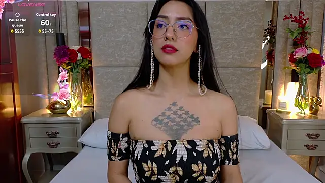 Penelope-Cross online show from February 2026 08:09:02 PM