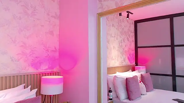 AdelineJhones online show from January 2026 02:21:01 PM