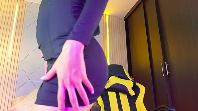 Snapshot of Sara_swift9 chatting on October 2025 08:16:02 PM Sara swift9 online show from October 2025 08:16:02 PM