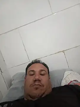 Snapshot of Ysivzla chatting on October 2025 08:30:01 PM Ysivzla online show from October 2025 08:30:01 PM