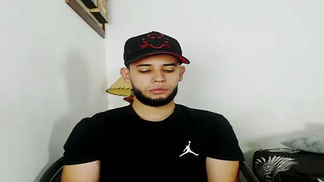 Snapshot of Maxcole_07 chatting on October 2025 03:02:01 PM Maxcole 07 online show from October 2025 03:02:01 PM