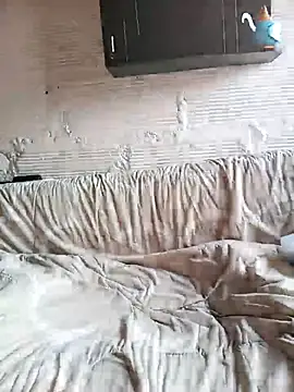 Snapshot of Catalina_Bairon chatting on February 2026 10:04:02 PM Catalina Bairon online show from February 2026 10:04:02 PM