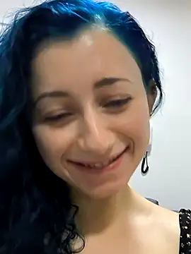 Snapshot of Meiii27 chatting on December 2025 02:52:01 AM Meiii27 online show from December 2025 02:52:01 AM