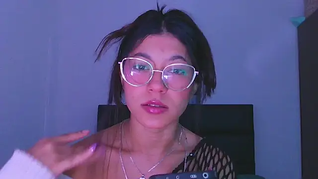 LissyM online show from November 2025 05:11:01 PM