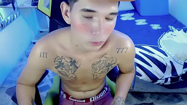 Snapshot of gio_badboy chatting on October 2025 01:55:02 PM gio badboy online show from October 2025 01:55:02 PM