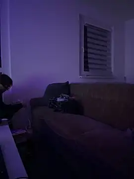 StephPra94 online show from October 2025 07:36:02 PM