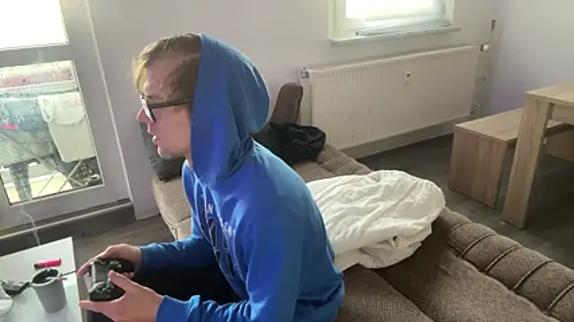 StephPra94 online show from November 2025 06:24:01 AM