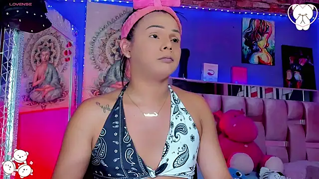 Snapshot of Zulema_Zahirx chatting on November 2025 02:23:02 AM Zulema Zahirx online show from November 2025 02:23:02 AM