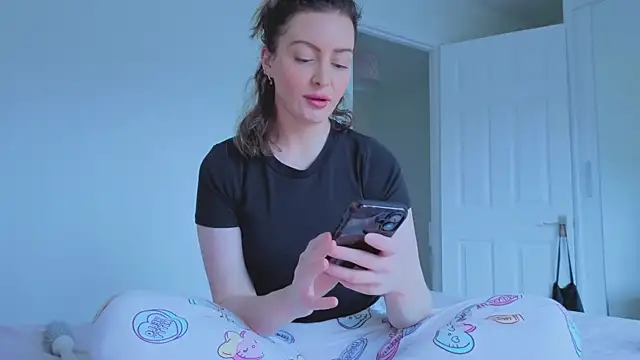 Lovelavender  online show from February 2026 02:53:02 PM