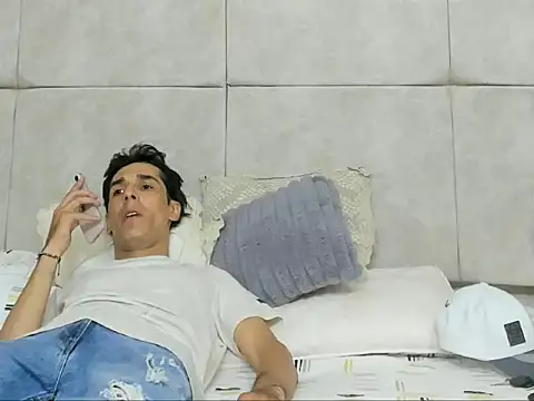 Snapshot of jupiter_333 chatting on November 2025 07:46:02 PM jupiter 333 online show from November 2025 07:46:02 PM