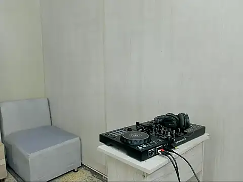 Snapshot of jupiter_333 chatting on November 2025 06:32:01 PM jupiter 333 online show from November 2025 06:32:01 PM