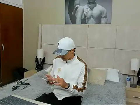 Snapshot of jupiter_333 chatting on December 2025 05:42:02 PM jupiter 333 online show from December 2025 05:42:02 PM