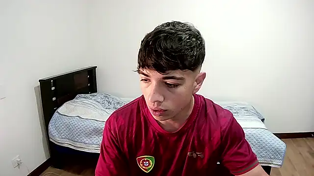 Snapshot of JUSTIN_JHONS chatting on November 2025 03:39:01 AM JUSTIN JHONS online show from November 2025 03:39:01 AM