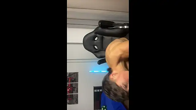 Snapshot of JUSTIN_JHONS chatting on November 2025 03:38:01 AM JUSTIN JHONS online show from November 2025 03:38:01 AM