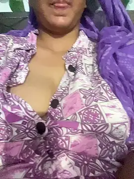 Cute Marina online show from May 2026 03:07:02 PM