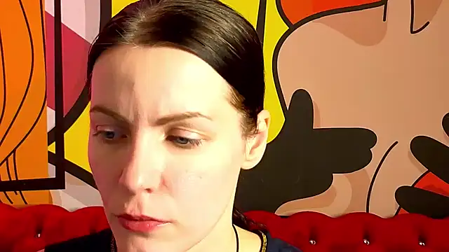 Snapshot of SofieMoons chatting on December 2025 01:42:01 PM SofieMoons online show from December 2025 01:42:01 PM