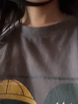 Snapshot of Emily-y chatting on March 2026 05:08:02 AM Emily-y online show from March 2026 05:08:02 AM