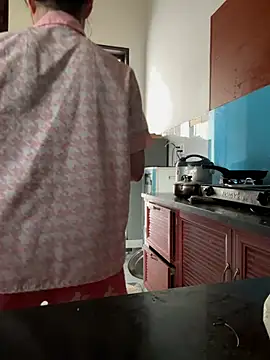 Snapshot of Emily-y chatting on March 2026 04:41:02 AM Emily-y online show from March 2026 04:41:02 AM