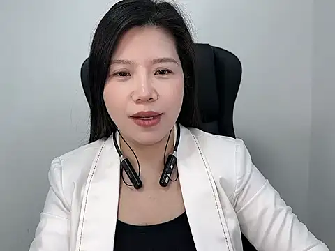 helen31 online show from October 2025 07:40:01 AM