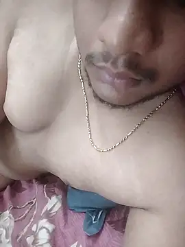 Snapshot of niiksvinz chatting on March 2026 03:44:02 AM niiksvinz online show from March 2026 03:44:02 AM