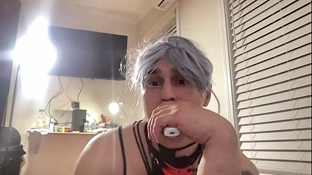 Snapshot of andrenoma427 chatting on November 2025 05:40:01 AM andrenoma427 online show from November 2025 05:40:01 AM