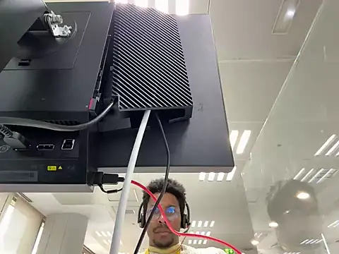 Albert Madrid online show from January 2026 10:29:02 AM