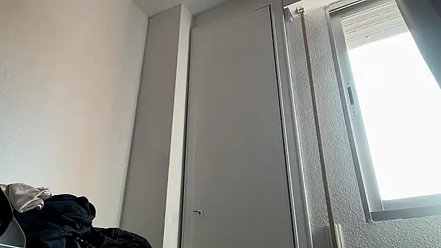 Albert Madrid online show from July 2026 04:55:02 PM