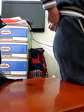 Snapshot of YennyeLa chatting on March 2026 12:39:02 AM YennyeLa online show from March 2026 12:39:02 AM