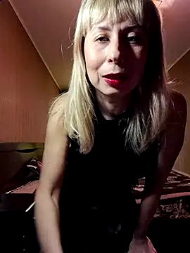 SelinaLovqx online show from February 2026 03:43:01 PM