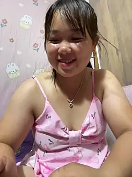 Snapshot of love_pusy09 chatting on June 2026 04:37:01 AM love pusy09 online show from June 2026 04:37:01 AM
