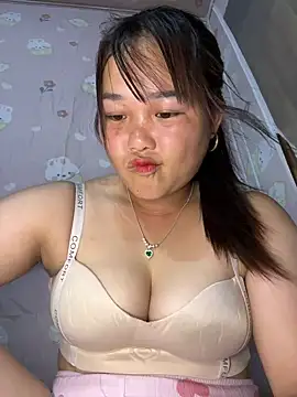 Snapshot of love_pusy09 chatting on June 2026 05:06:01 AM love pusy09 online show from June 2026 05:06:01 AM
