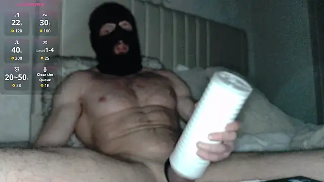 Snapshot of Masked_Bull38_Uk chatting on March 2026 10:03:01 PM Masked Bull38 Uk online show from March 2026 10:03:01 PM