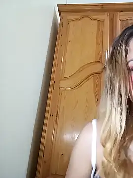 Snapshot of indilasixeey chatting on November 2025 07:01:02 PM indilasixeey online show from November 2025 07:01:02 PM