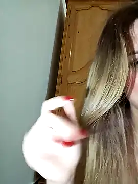 indilasixeey online show from February 2026 01:00:02 AM